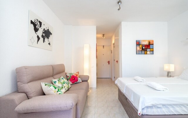 Lovely Studio with Sea View Ref 57
