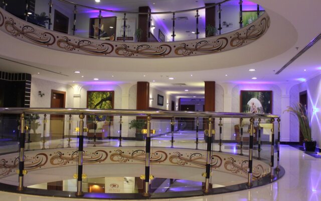 Meral Crown Hotel