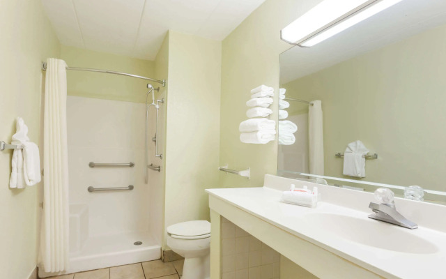 Comfort Inn & Suites Arlington Heights
