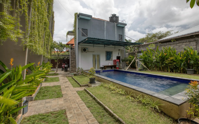 RedDoorz near Exit Toll Nusa Dua