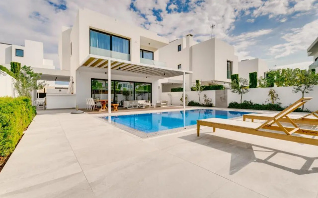 Periyiali Konnos Villas Beach Resort