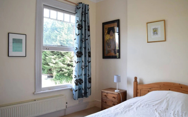 Cosy 1 Bedroom Flat in Quiet Area