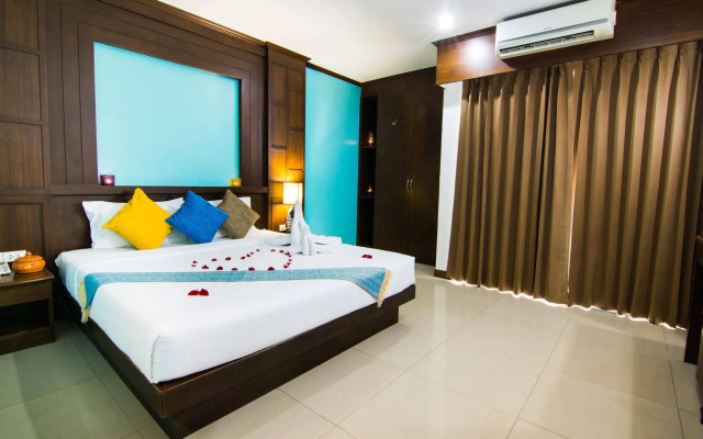 Blue Skyline Hotel