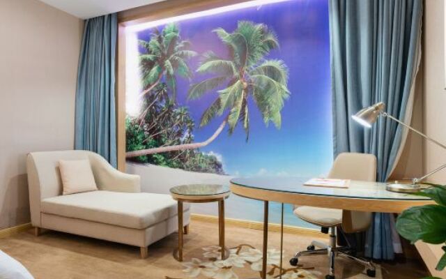 Vienna Hotel (Jinan Railway Station)