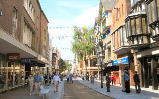 Cathedral Yard - Art Deco Luxury (Exeter)