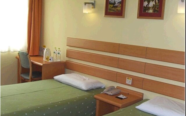 Motel 168 Liu Zhou Road Inn