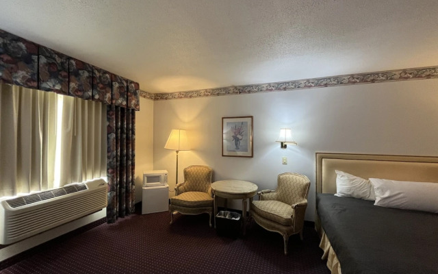 Presque Isle Inn & Convention Center