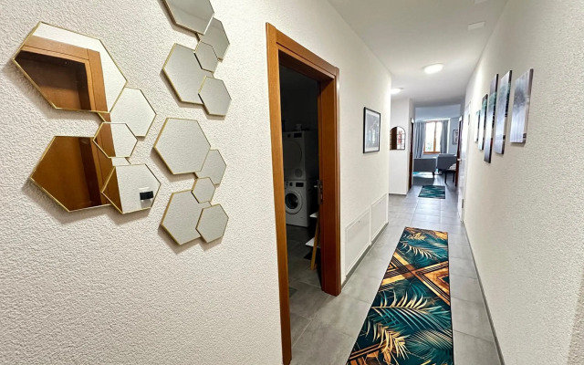 Broadway by Stay Swiss