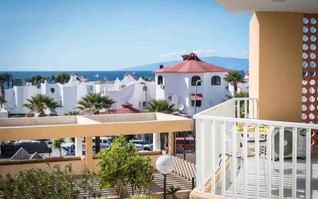 Y1DA Chic studio in 'Playa de LasAmericas'