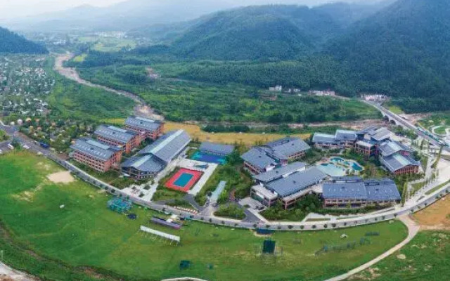 To Journey Huangshan Camping