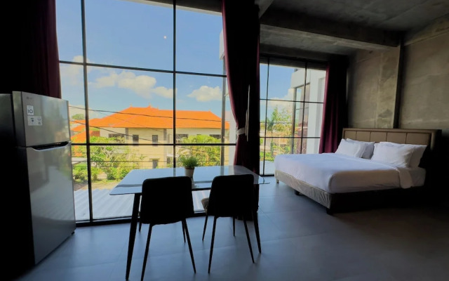 Sky Apartments And Suites