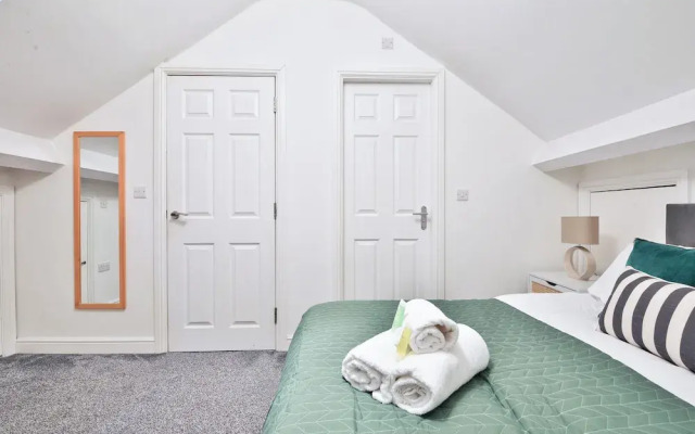 3 Bed Duplex in Central Pontcanna