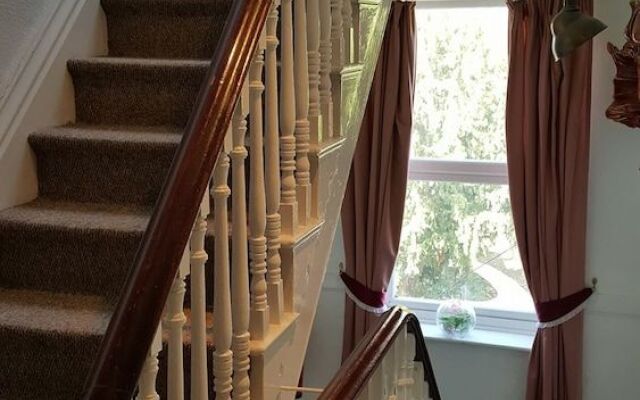 Syston Guest House