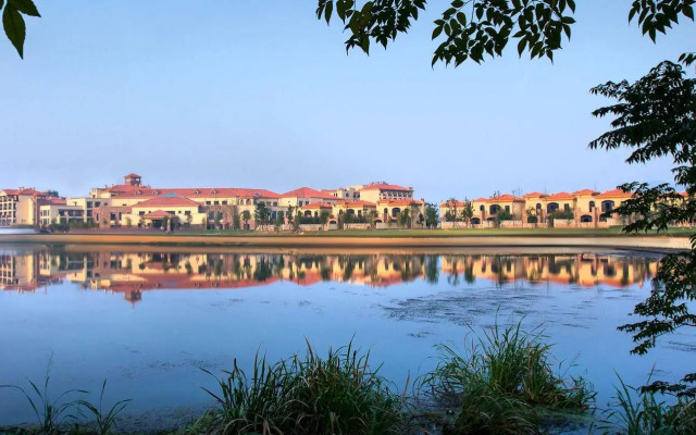 Narada Resort and Spa Anji