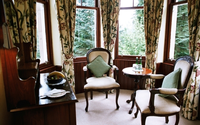 Tigh Na Sgiath Country House Hotel