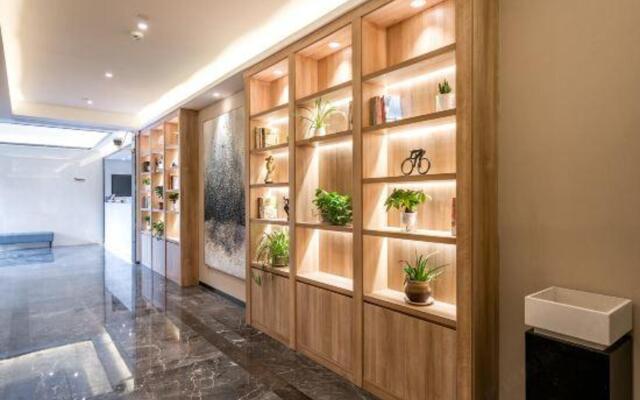 Shanghai Chengan Hotel(Xuhui Binjiang store)