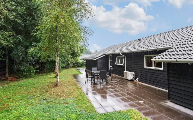 8 Person Holiday Home in Ansager