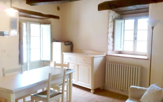 House With 2 Bedrooms in Izzalini, With Wifi