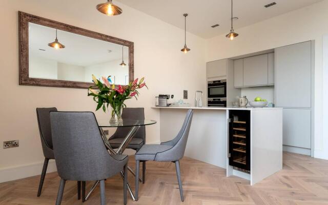 Cathedral View - Exclusive Apartment on Cathedral Green