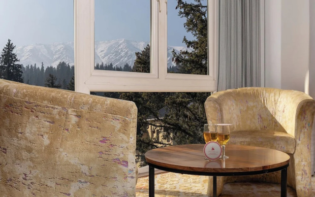 Hotel Pine Spring Gulmarg
