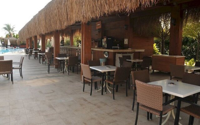 Saturn Palace Resort