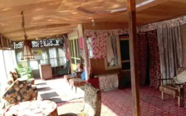 Island Homestay