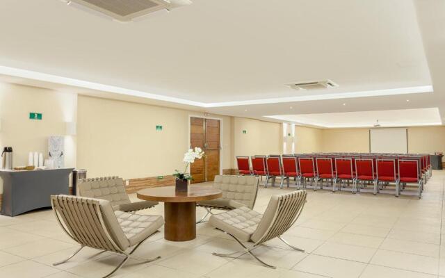 Ramada by Wyndham Macae Hotel Suites