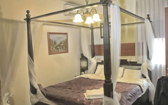 Sea Side Hotel