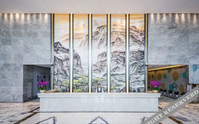 Vienna International Hotel (Wuhan Workers' Culture Palace Jiyuqiao Metro Station)