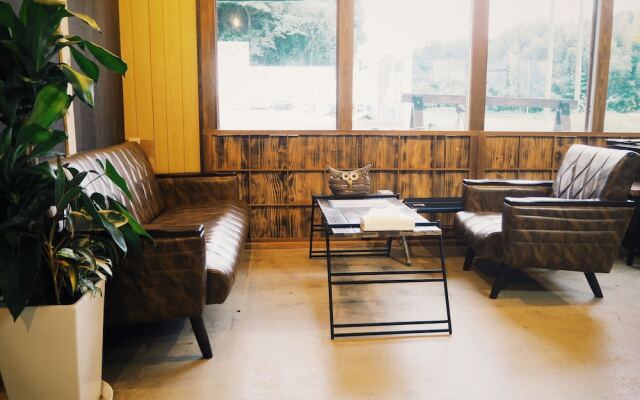 Trip Base Coconeel - Hostel