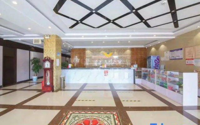 Wanjia Zhenxuan Hotel (long distance bus station)