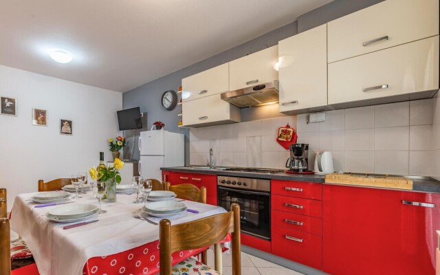 Stunning Apartment in Rovinj With 3 Bedrooms and Wifi