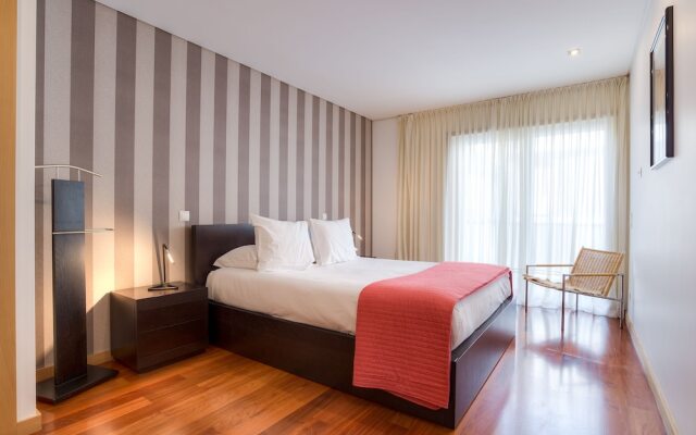 Pretty Porto Apartment by Soulsharing