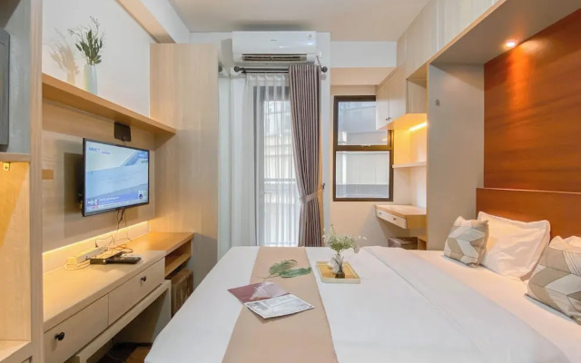 Good Place and Cozy Studio at Transpark Cibubur Apartment