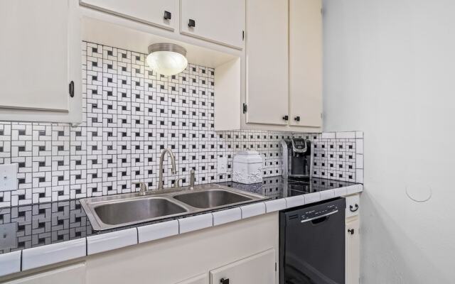 Coastal Connection Hideaway