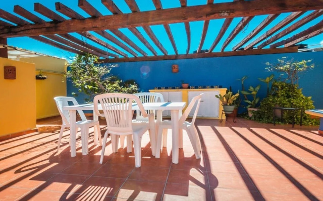 2 BR, Best Downtown Location, Sleeps 6!