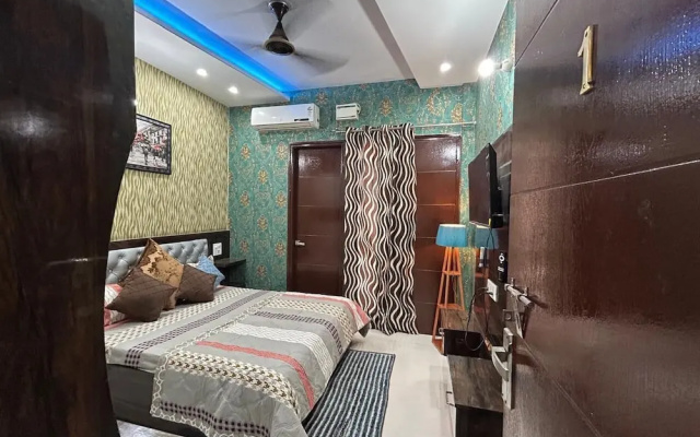 Entire 3bhk Luxury Flat in Zirakpur-panchkula-chandigarh-mohali, Punjab, India