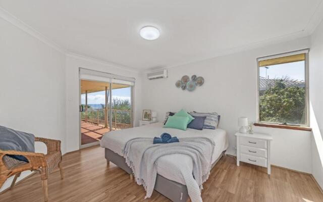 Ocean View Beach House Pet Friendly