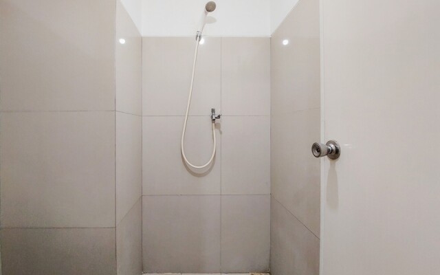 Comfort And Cozy Stay Studio Room At Baileys Apartment