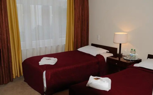 Hotel Parnas Old Town