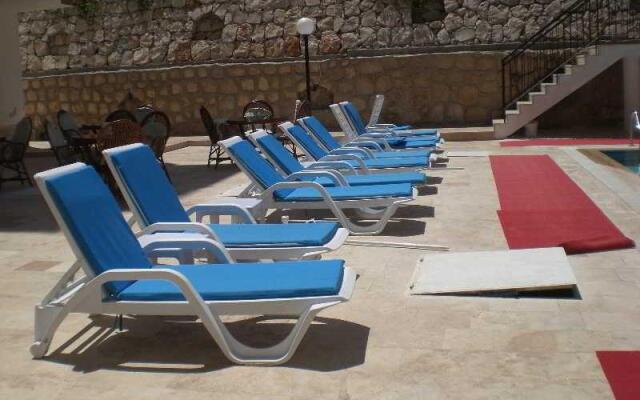 Golden Life Resort
