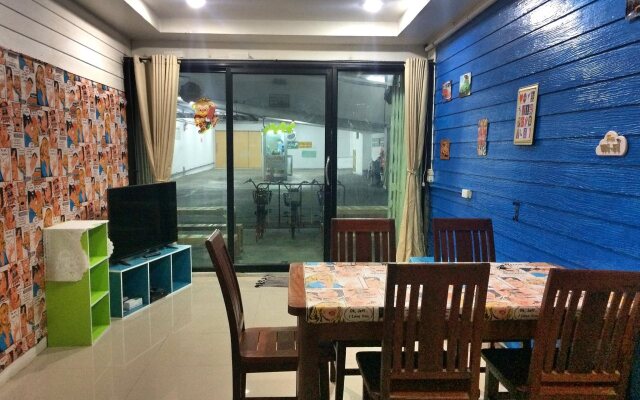 Pop Art Hostel Chinatown