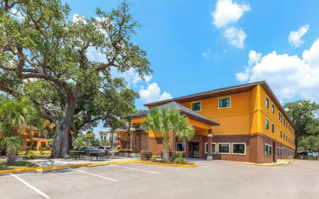 Ramada Limited-Biloxi Beach