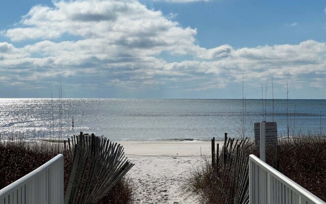 Sugar Beach Condos by ALBVR