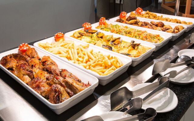 Reverence Life Hotel - Adults Only