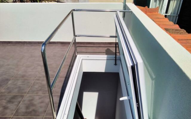 Casa do Lugar da Ribeira by Madeira-AL