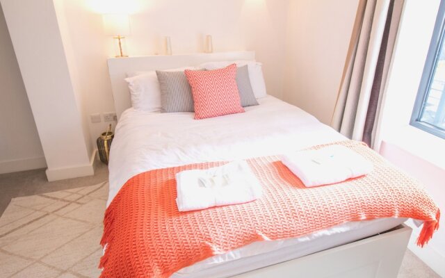 The New52 A Modern 2 Bed Apartment Located In The Heart Of Oxford City