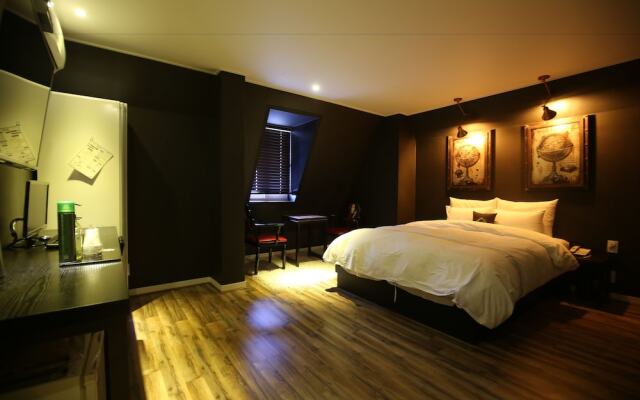 Cheongju Luce Hotel
