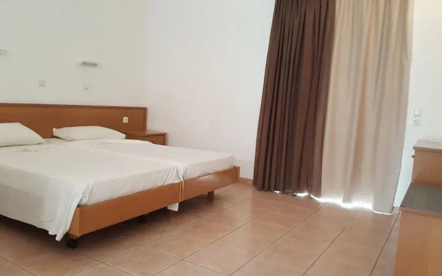 Pefkos Blue Hotel