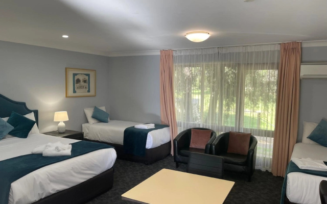 Town & Country Motor Inn Forbes – Guest Rooms – Forbes